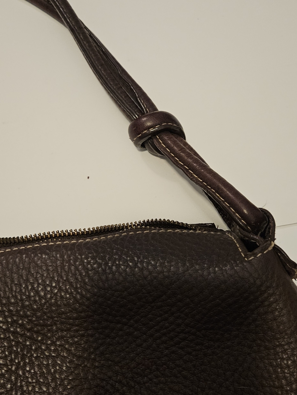 Sundance - Slouchy Leather Shoulder Bag - Picture 2 of 6